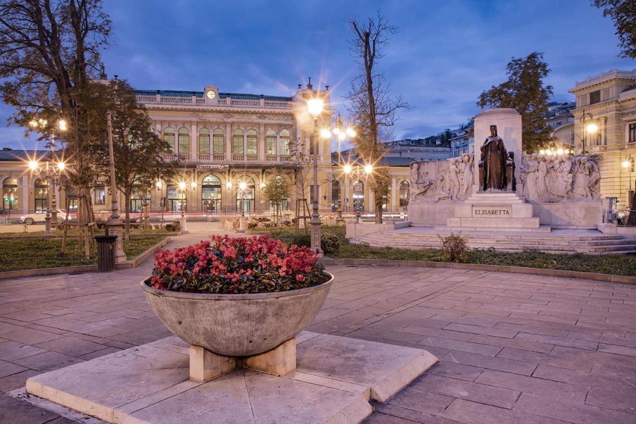 Casanova Trieste Centrale Екстер'єр фото